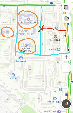 К садам и школам в Суховке невозможно подъехать